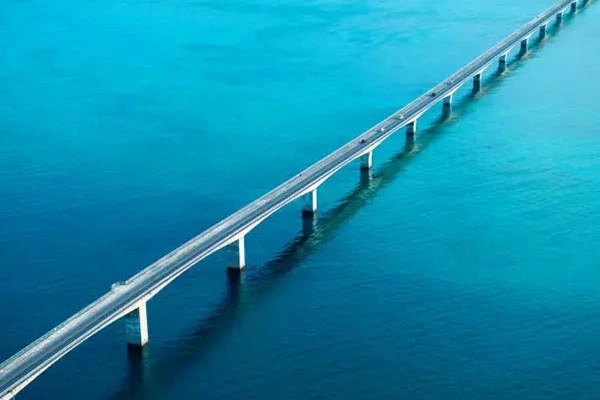 Bridges in Saltwater Zones